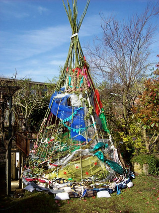 Tipi_2_Liège_avril_2013_014_edited.jpg